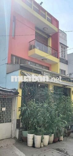 NHÀ MẶT TIỀN KD (6,2m x 13,5m) ĐƯỜNG 702 GẦN SÁT HỒNG BÀNG Q11