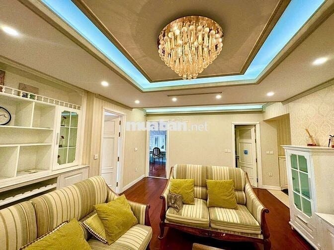 Căn hộ cao cấp thiết kế tân cổ điển 27 Trần Duy Hưng Eurowindown
