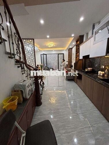 Hơn 8 tỷ - NHÀ ĐẸP GẦN TIMES CITY – TAM TRINH – THOÁNG SÁNG, CÓ SÂN