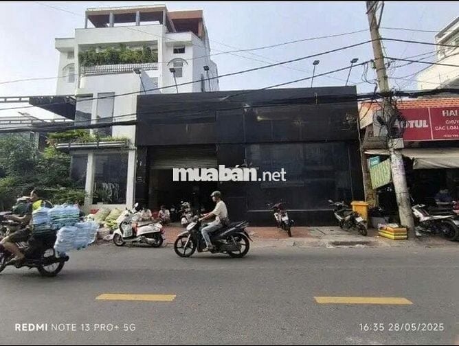 NGANG 10M - MẶT TIỀN TRỆT TRỐNG SUỐT - LỀ RỘNG - GIÁ 7XTR