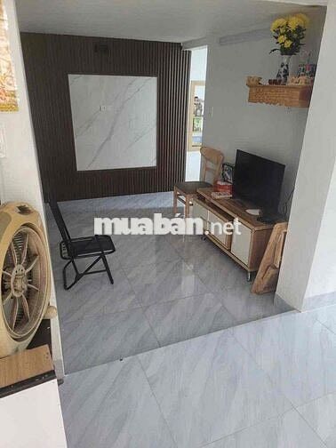 Bán nhanh căn tập thể tầng 1 - sổ 23 mét