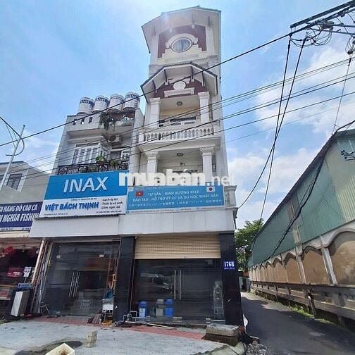 Nhà Mặt tiền , 10p 9wc cho làm CHDV