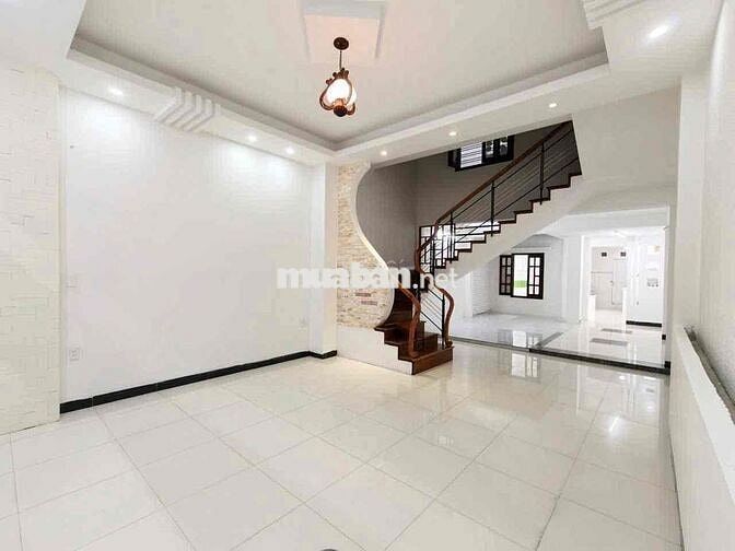 ✅ Cho thuê nhà 3 tầng MT Trịnh Đình Thảo - Khuê Trung - 18 Triệu