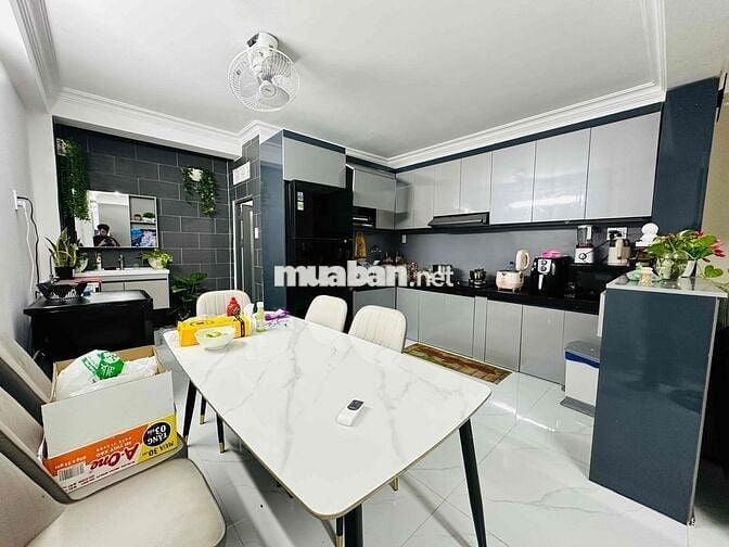 Nhà mới 5 tầng Âu Cơ – Lạc Long Quân, Tân Phú, xe hơi tới cửa
