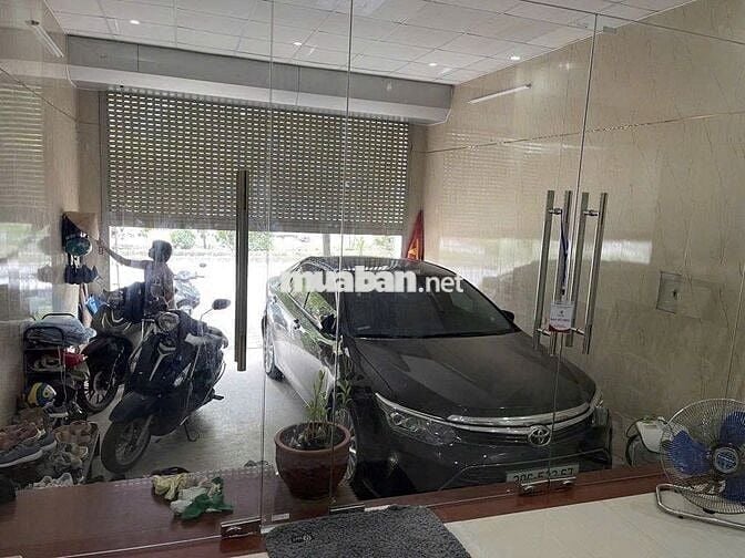 Nhà mặt phố Trịnh Văn Bô 110m2 - Vỉa hè to,oto ngủ trong nhà - Giá êm