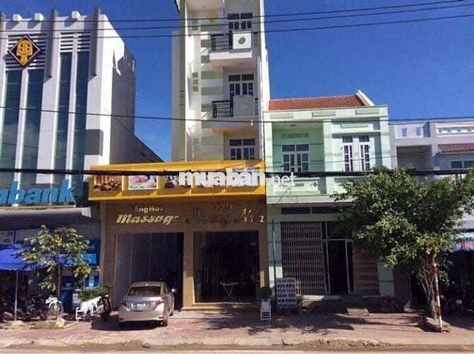 Thuê hoặc bán lại toàn bộ KHÁCH SẠN - 580m2. 1590 Hùng Vương Quy Nhơn