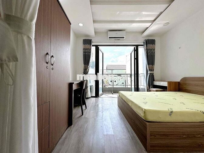 CĂN HỘ,BAN CÔNG 1PN 1PK, FULL NT,MÁY GIẶT RIÊNG,NGAY NGUYỄN BIỂU Q5