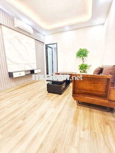 CẦN BÁN CĂN HỘ TT PHỐ HUỲNH THÚC KHÁNG DT 70M 3PN
