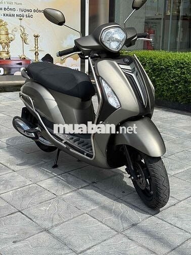 Yamaha Grande 2018  máy êm zin -lốp theo xe -