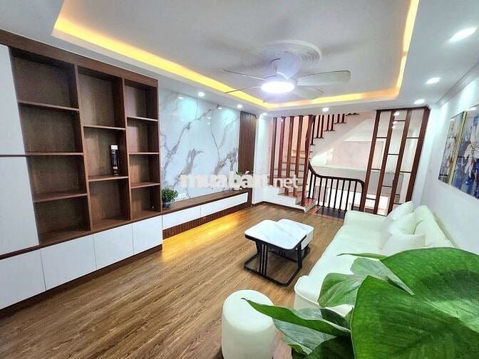 NHÀ ĐẸP LINH ĐÀM - BẰNG LIỆT - NGÕ NÔNG BA GÁC VÈO QUA CỬA -FULL 4 NGỦ