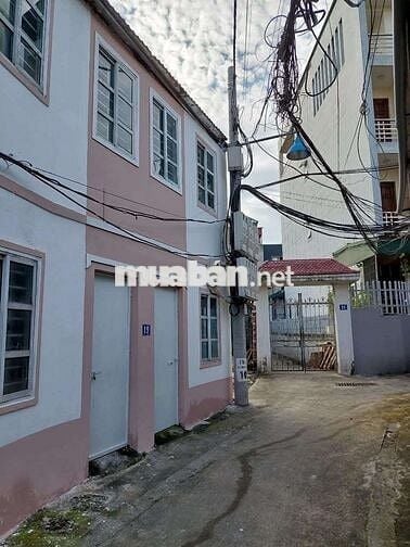 Tôi là chính chủ cho thuê nhà phân lô 2 tầng 50m2 giá 3,5 triệu/tháng