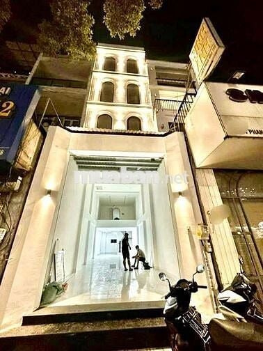 CỰC PHẨM TOÀ NHÀ MINI - 46C Hoa Sứ P2 QPN - 4.5 x 20m 5 tầng 450m sàn