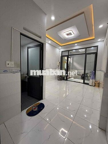 Nhà bán DT 3,7x11,5 . 1 lầu 2 p.3 Tolet Ba Đình P.Chánh Hưng P9 Q8