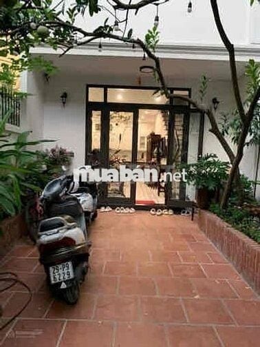 Bán nhà 5 tầng - diện tích 60m - phố Trịnh Công sơn - Tây Hồ