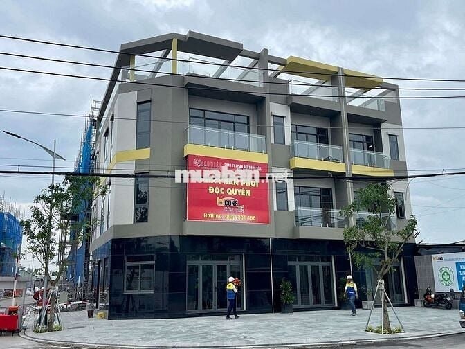 Nhà phố Bcons Eden Park 4 lầu, gần nút giao Mỹ Phước Tân Vạn