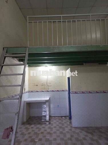 Cho thuê nhà mặt tiền đường 40 – vị trí đẹp, giá cực tốt!