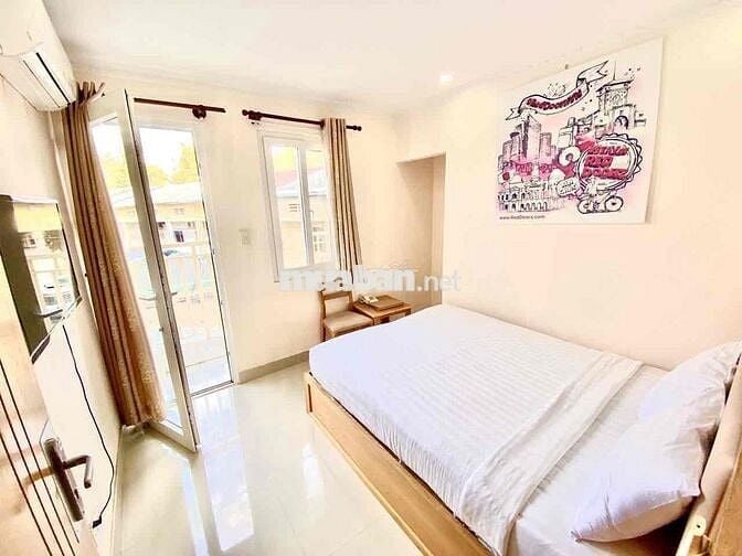 Căn Hộ Tách Bếp Mặt Đường Trần Hưng Đạo Q1 đúng hình đúng giá