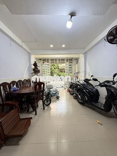 🏡 Nhà 3 Tầng Lê Văn Quới, Hẻm 8M, 4.1X16M, Ở Ngay, 7.5 Tỷ