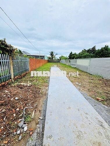 Chủ ngộp ngân hàng bán gấp 325m2 thổ cư, ngang 10 dài 32 800 TRIỆU