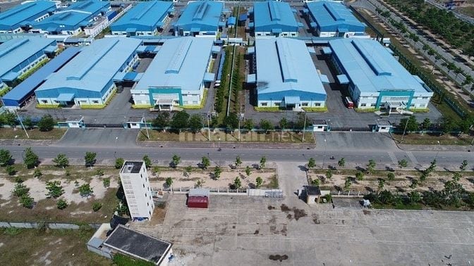 Bán nhà xưởng kèm đất 30.000m2 tại KCN Long Đức, Long Thành, Đồng Nai.