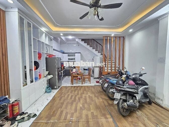 Em đang cần bán nhà Tô Hiệu,Hà Đông,45m,4t, dòng tiền tốt chỉ 8 tỷ