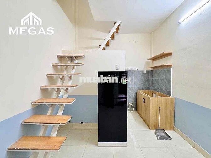Duplex 1 trệt 1 lầu ngay Bùi Đình Tuý