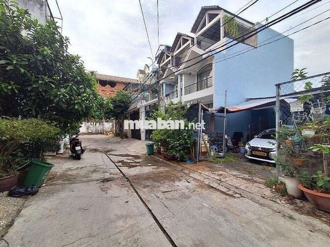 Chủ nhà kẹt tiền cần bán gấp đi định cư