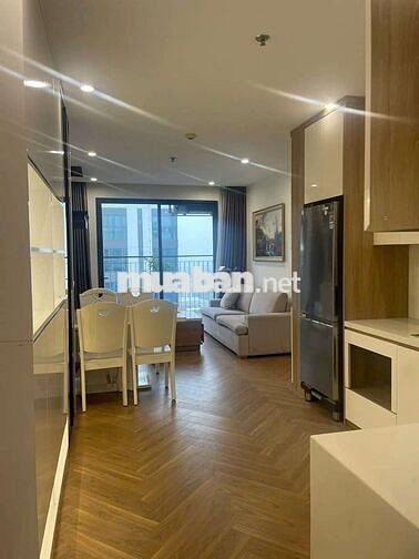 Bán căn 3pn full nội thất cao cấp giá 4x tỷ tại vinhomes gia lâm HN