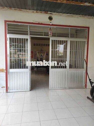 Nhà ở đẹp thoáng mát cần bán gấp