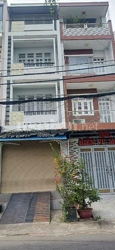 Nhà 1 xẹc. DT 80m2. An Dương Vương Phường 10 Quận 6. Giá 11,5 tỷ
