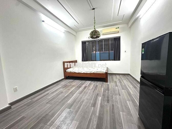 Chính Chủ Cho Thuê Căn Hộ Mới 100% 35m2 Full NT Ngay Ga Văn Thánh