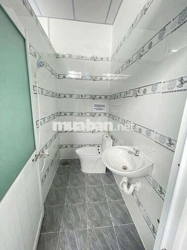 CHO THUÊ NHÀ TRỆT 2PN SẴN 2 MÁY LẠNH KDC HƯNG PHÚ CTY8 4.5TR/THÁNG