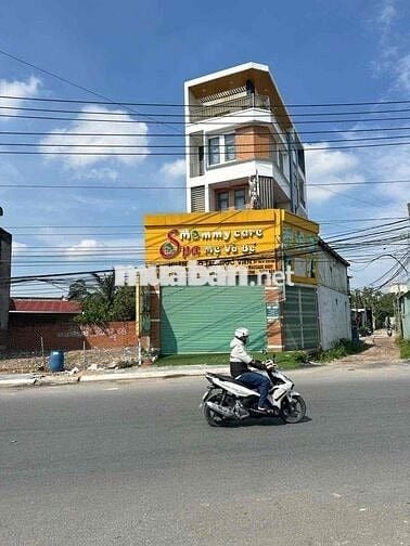 Kẹt ngân hàng bán nhà góc 2 mặt tiền kinh doanh gần Tân Đông Hiệp TPHC