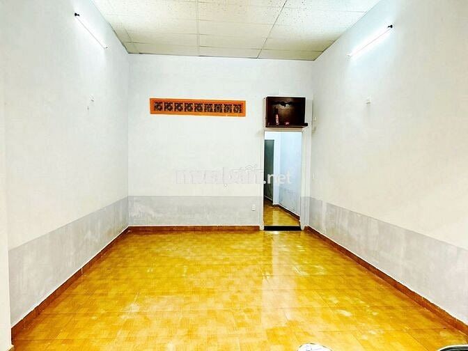 Nhà Hẻm Ô Tô Hương Lộ 3, Sát AeonMall, 63m2, Sẵn Dòng Tiền, 5.2 Tỷ TL