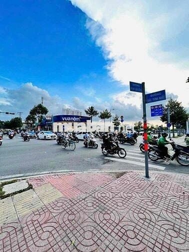 ĐẤT MẶT TIỀN (5x24M) ĐƯỜNG ĐÀO TRINH NHÂT NGAY CHUNG CƯ FLORA NAM LONG
