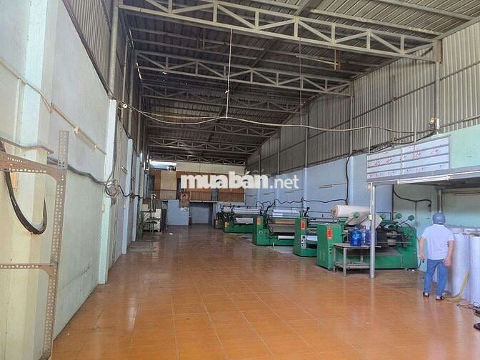 CHO THUÊ KHO 300M2 NGAY ĐƯỜNG LÊ TRỌNG TẤN HẺM XE TẢI ĐIỆN 3 PHA