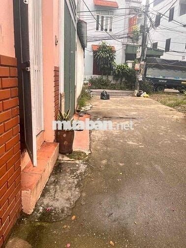 BÁN NHÀ 45M 3 TẦNG  - 3 NGỦ PHÂN KHÚC HIẾM - PHỐ BẮC CẦU - LONG BIÊN