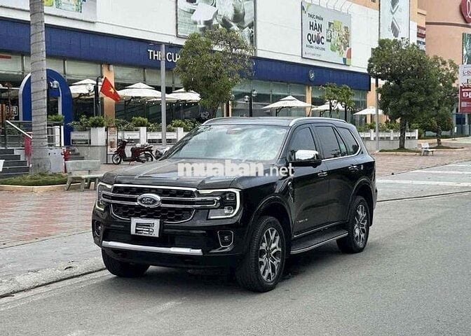 Ford Everest 2023 Titanium+ 2.0 AT 4x4 - 40000 km
