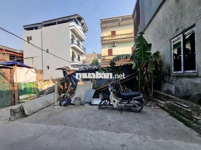 Bán gấp mảnh đất  Ngọc Hồi ô tô tránh ,ngõ thông ,hiếm giá  7.9 tỷ