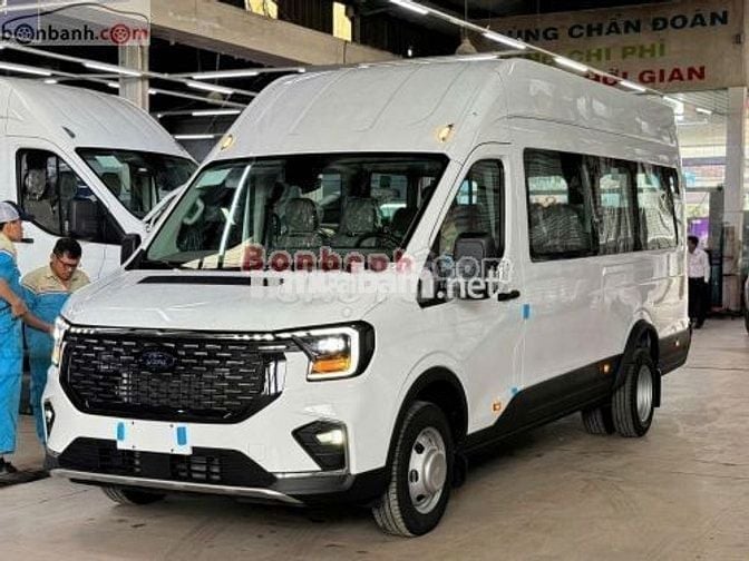 Ford Transit Premium+ 2025