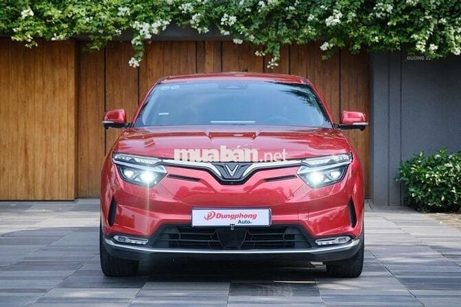 VinFast VF8 2023 Eco - 70000 km