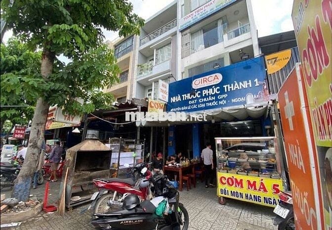 Cho thuê mặt bằng đường D4 Quận 7