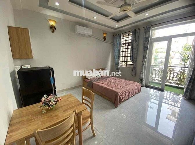 CĂN HỘ BAN CÔNG FULL NỘI THẤT NGAY TRUNG TÂM TÂN BÌNH