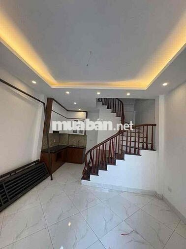 BÁN NHÀ LA PHÙ- HOÀI ĐỨC - LÔ GÓC 32/38M-5TẦNG -MT4.6M -5.X TỶ