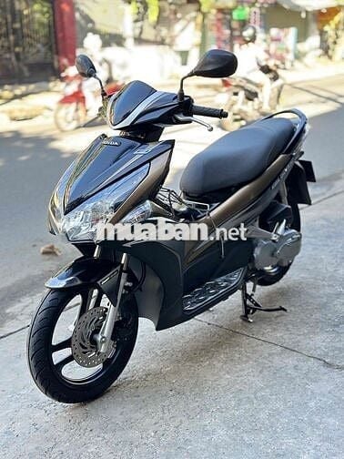 HONDA AIR BLADE ĐỜI 2012 XE CÒN ĐẸP VÀ MỚI 95%