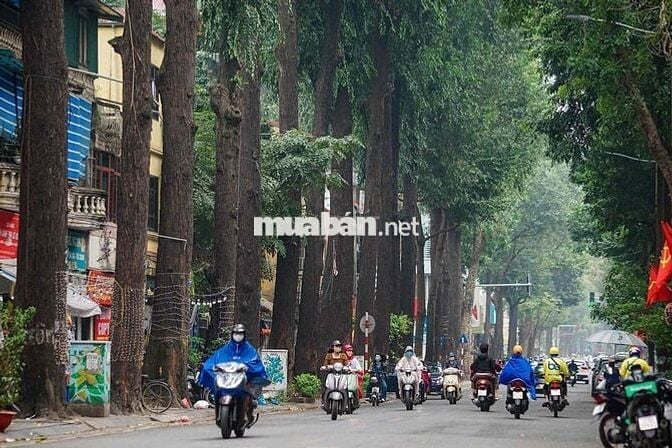 Do chuyển đổi công viêc GĐ cần bán căn nhà 5tầng xây mới, diện tích 30