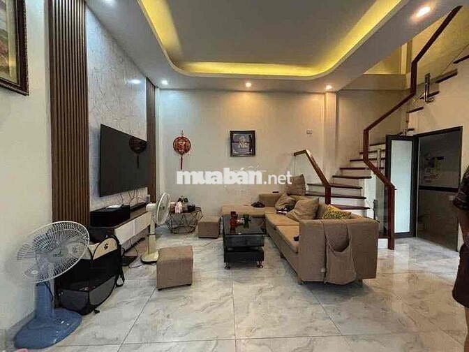 NHÀ XUÂN LA, XUÂN ĐỈNH VỊ TRÍ ĐẸP, GẦN HỒ KHU VỰC DÂN TRÍ CAO YÊN TĨNH