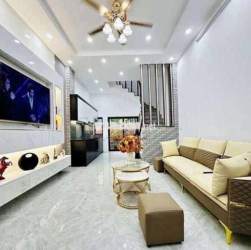 Dân xây 42m - Thụy Phương, sát phố - Gần ô tô.
