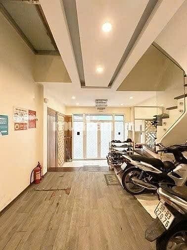 Nhà mặt phố Đại Cồ Việt, Hai Bà Trưng 62m, 6t, mt 4.5m. Giá: 26.8 tỷ