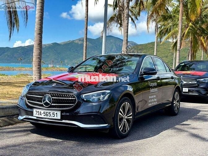 Xe Mercedes Benz E class E180 2022